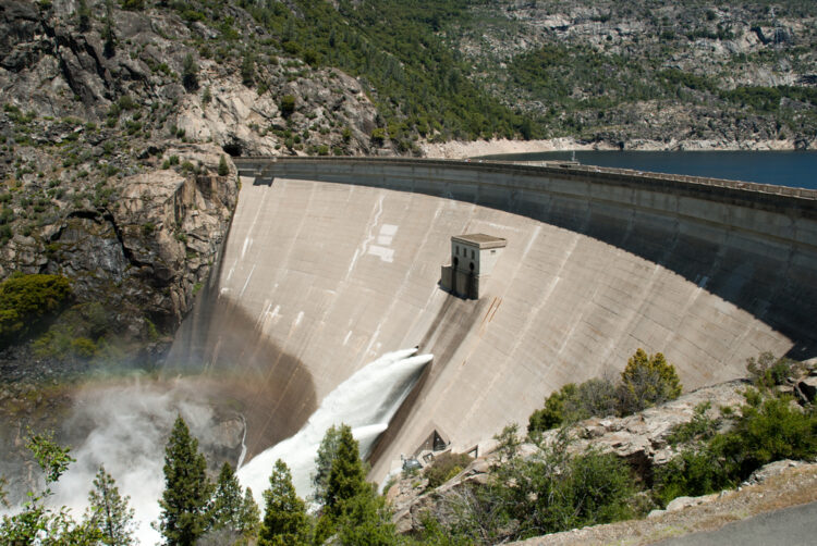 Hetch Hetchy Valley Dam   Shutterstock 82137253 750x502 